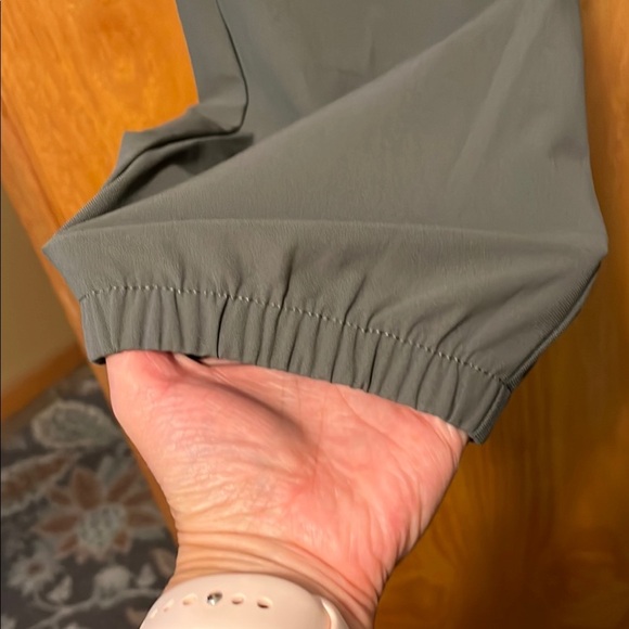 All in Motion Men's Gray Joggers - Picture 8 of 12